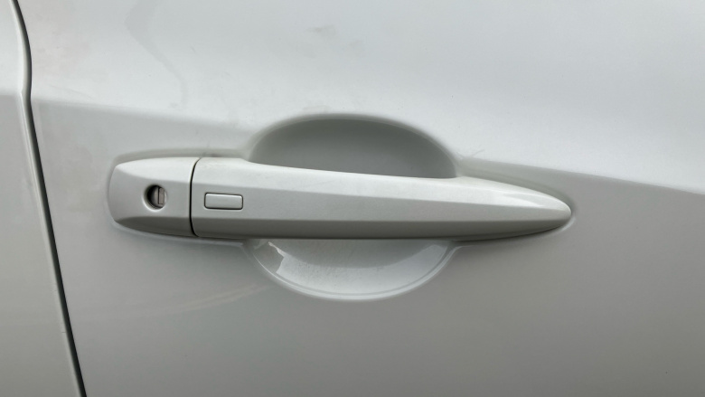 Nissan Juke 1.0 DiG-T 114 N-Connecta 5dr Petrol Hatchback